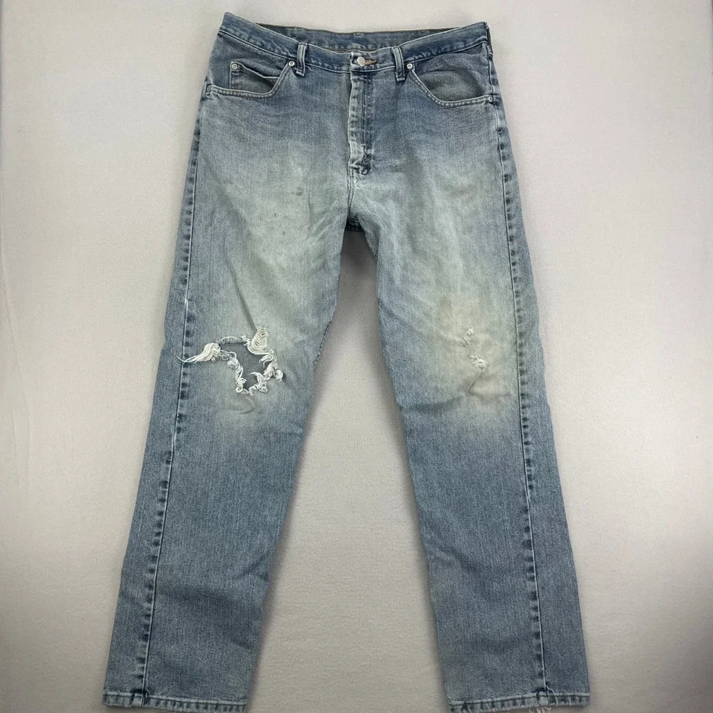 Wrangler Jeans Men's 36x32 97601VR‎ Straight Leg Faded Distressed Workwear Denim